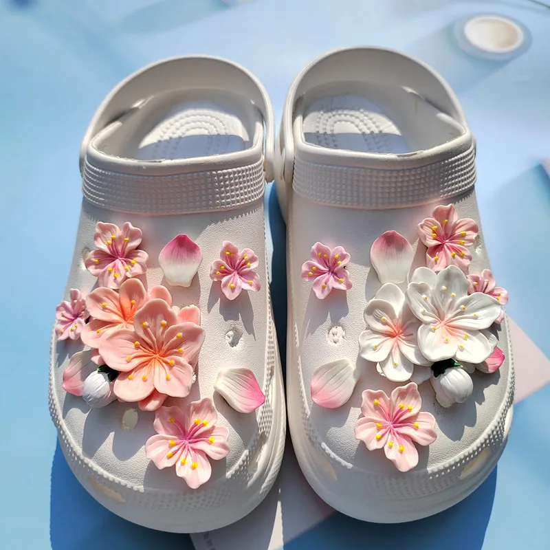 Hot Sale Fashion Shoe Charms for Creative Branches and Flowers Clogs Shoe Buckle Cute Shoe Accessories Decoration for Girls Gift