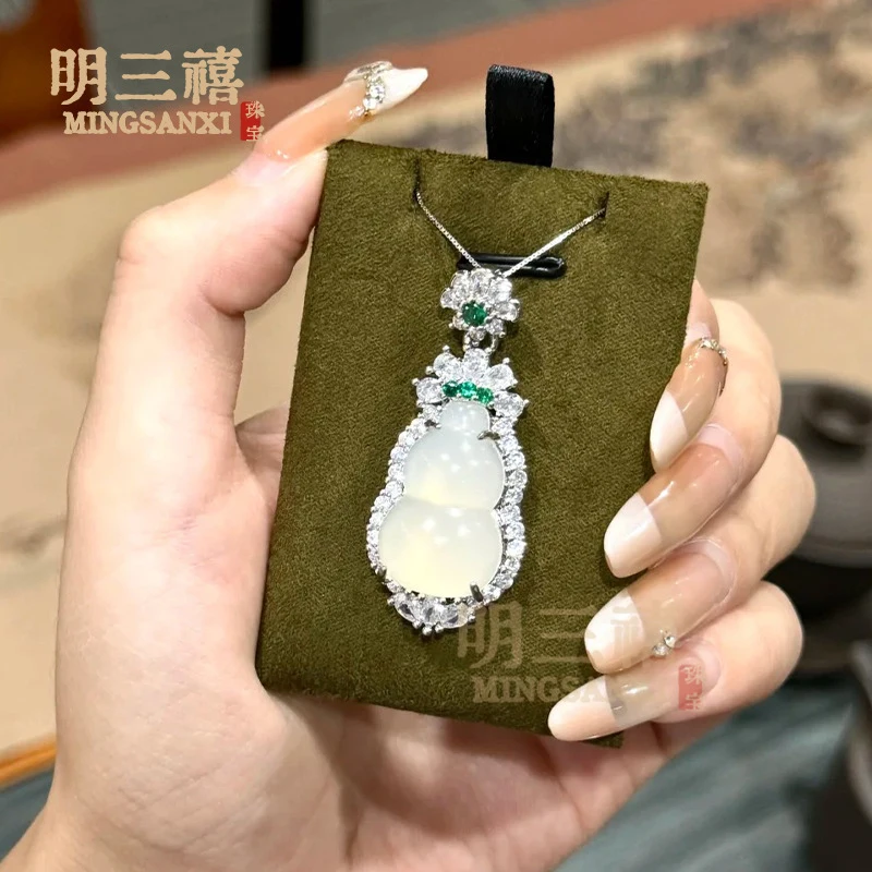White chalcedony , silver-plated, inlaid with green agate, women's jade pendant necklace