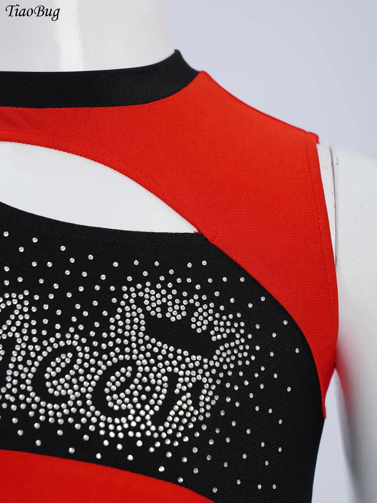 

Kids Girls Cheerleading Dance Outfit School Cheerleader Uniform Shiny Rhinestones Sleeveless Cutout Crop Top+Side Slit Skirt Set