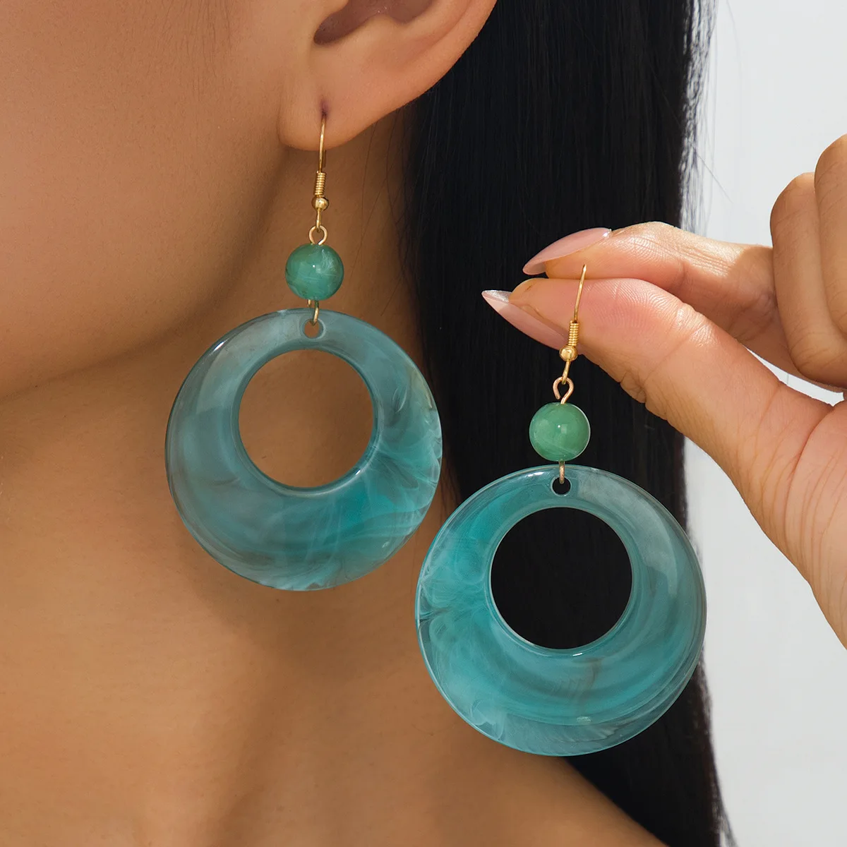 Elegant and Simple Acrylic Circle Geometric Decorative Earrings, Suitable for Beach Vacations and Travel Wear Jewelry