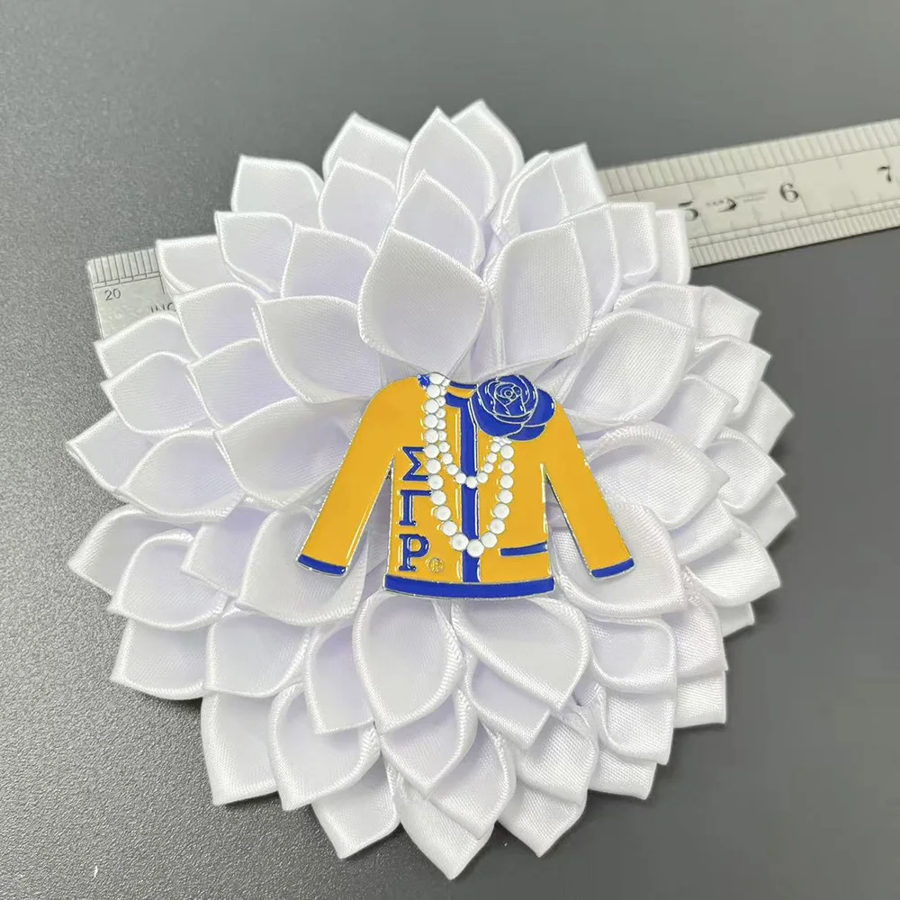 Sigma Gamma Rho Corsage / Brooch