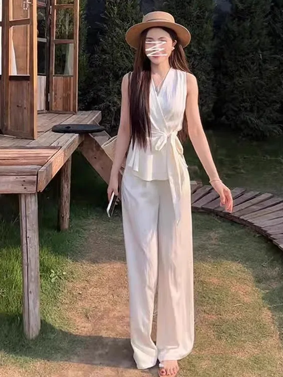 

Elegant Summer Women's Outfit V-Neck Sleeveless Waist-Cinched Belted Top High Waist Wide Leg Pants Two-Piece Set Fashionable