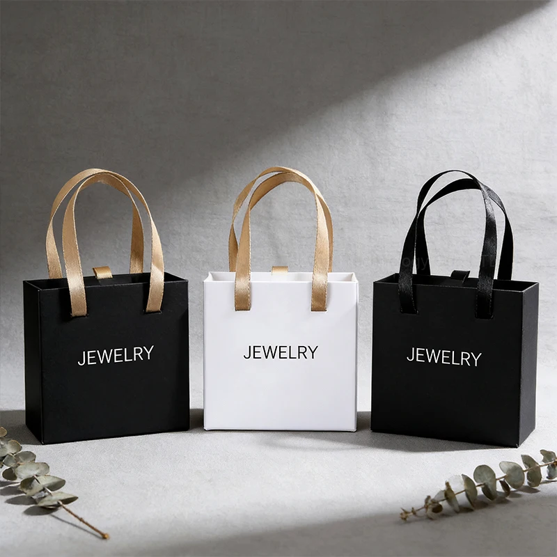 

500 шт./лот, складная картонная подарочная коробка для ювелирных изделий с ручкой-лентой, с возможностью нанесения логотипа методом горячего тиснения золотом на бумажную коробку