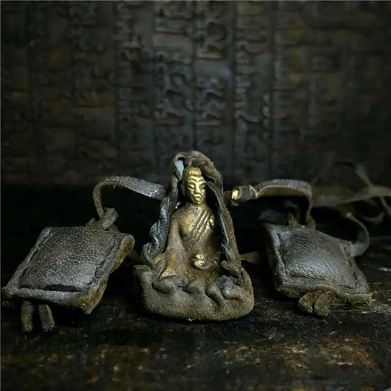 Tibetan Pocket Buddha Amulet Medicine God with Cow Leather Rope TNL391