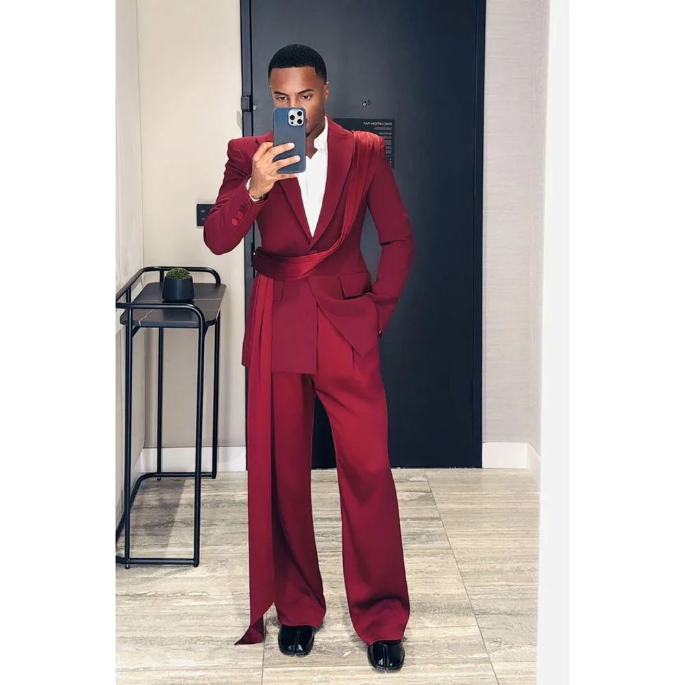 

Red Men Suit Fashion 2 Pieces Jacket Pant Looses Peak Lapel Single Breasted High Quality Banquet Celebrity Male Clothing Luxury