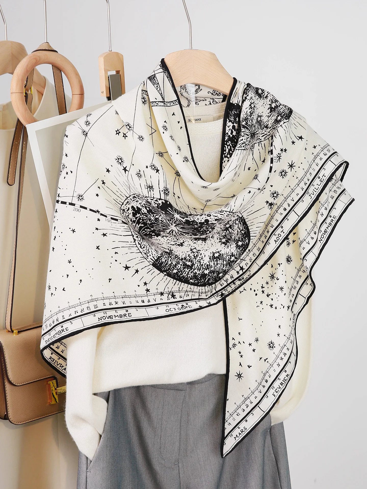 nuevo-estilo-de-verano-2026-bufanda-triangular-de-seda-y-mohair-con-diseno-del-zodiaco-lunar-proteccion-para-el-cuello-en-a
