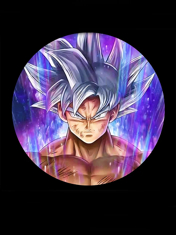 Dragon Ball Projektor samochodowy do drzwi samochodowych Światło otoczenia Światło indukcyjne Kreskówka Son Goku Dekoracja samochodu Akcesoria Prezenty świąteczne — 2