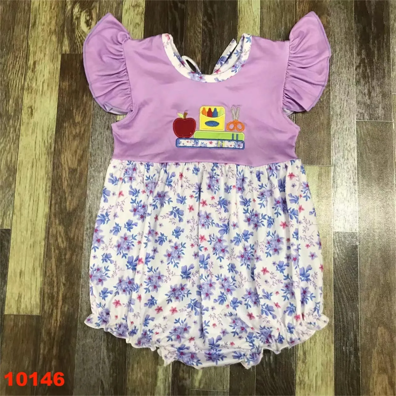 

2024 Baby Girl clothes triangle crawling sleeveless easy to wash cotton material lantern sleeve girls boutique clothing