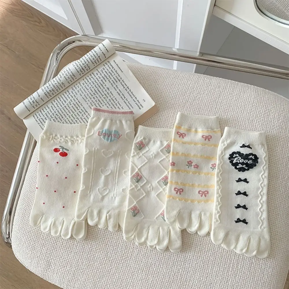 

2Pairs Fashion Heart Cotton Toe Socks Sweet Flower Bow Toe Separated Socks Hosiery Jacquard Boat Tube Socks Women Summer