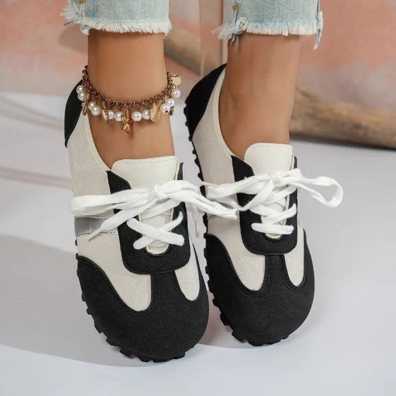 Women Color Block Retro Sneakers Round Toe Lace Up Spliced Suede Non Slip Lug Sole Vintage Casual Walking Shoes For Daily Outing