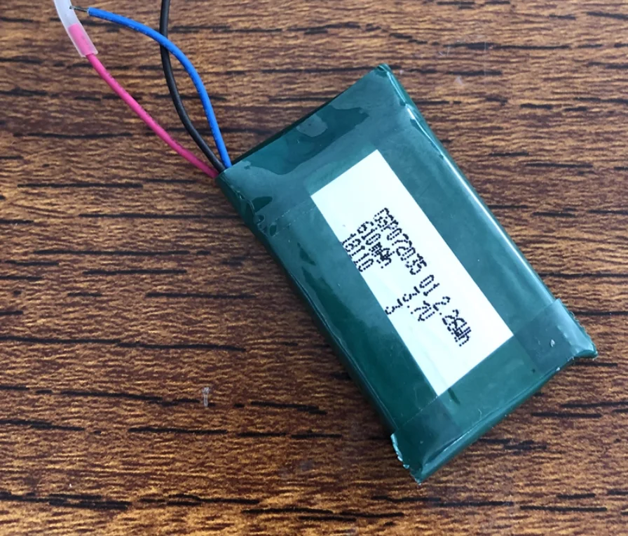 

new for gsp 072035 3.7v 610mAh 3 lines Bluetooth speaker battery