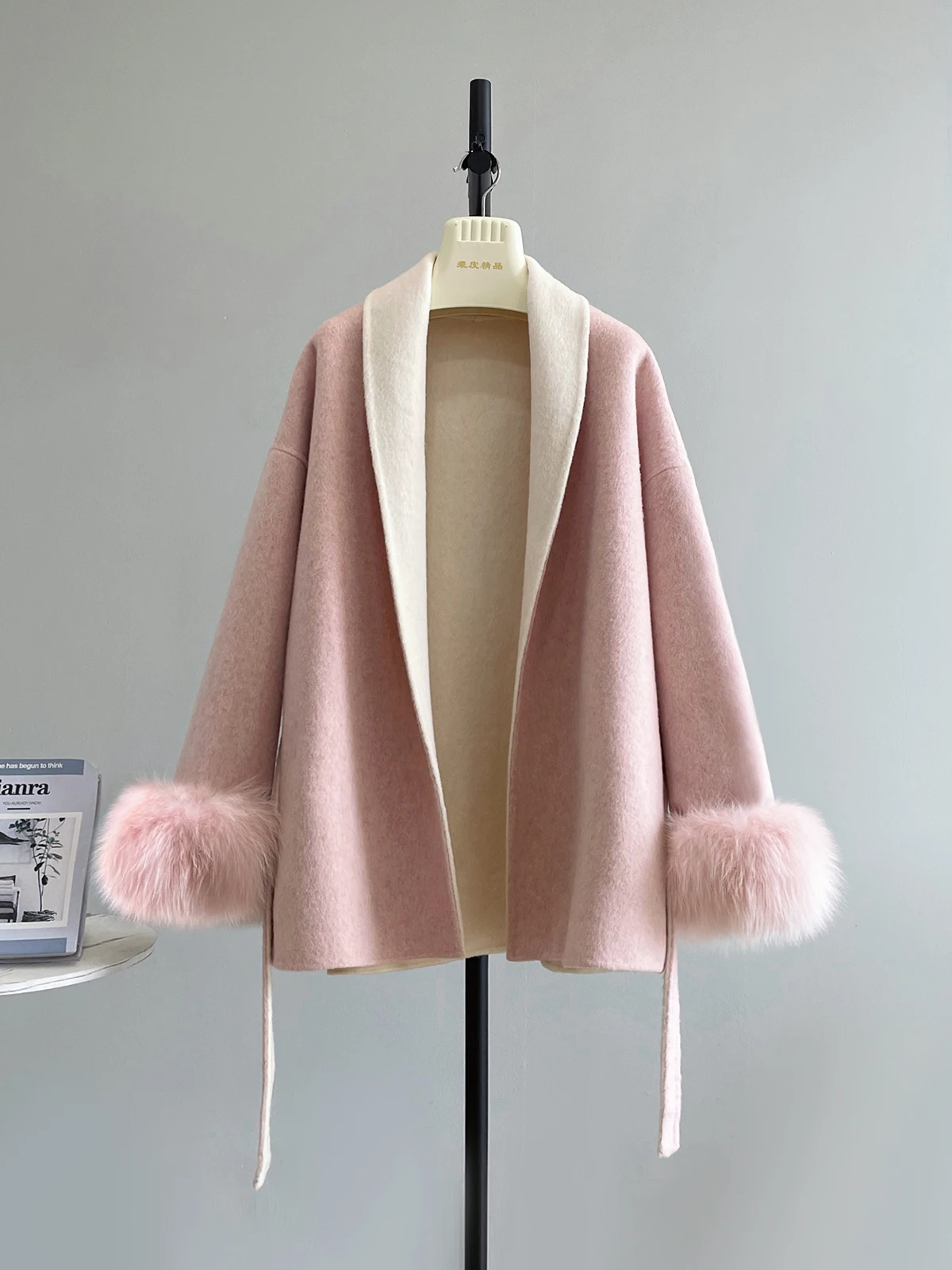 

New Autumn Wool Blend Coat Women Elegant Warm Real Fox Fur Sleeve Winter Wool Coat Female Double-sided Cashmere Jacket