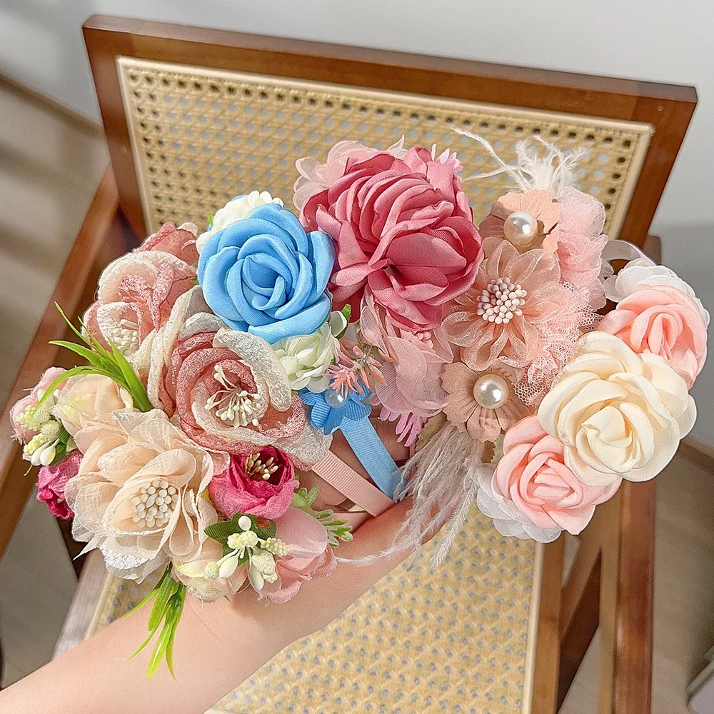 Diadema con corona de flores artificiales para mujer y niña, accesorios para el cabello, aro Floral para el pelo, tocado de fiesta, 1 piezas