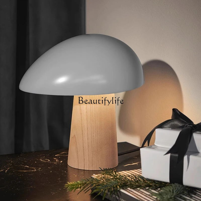 

Creative decoration, high-end sense, personalized atmosphere, mushroom luminous objects, modern simplicity