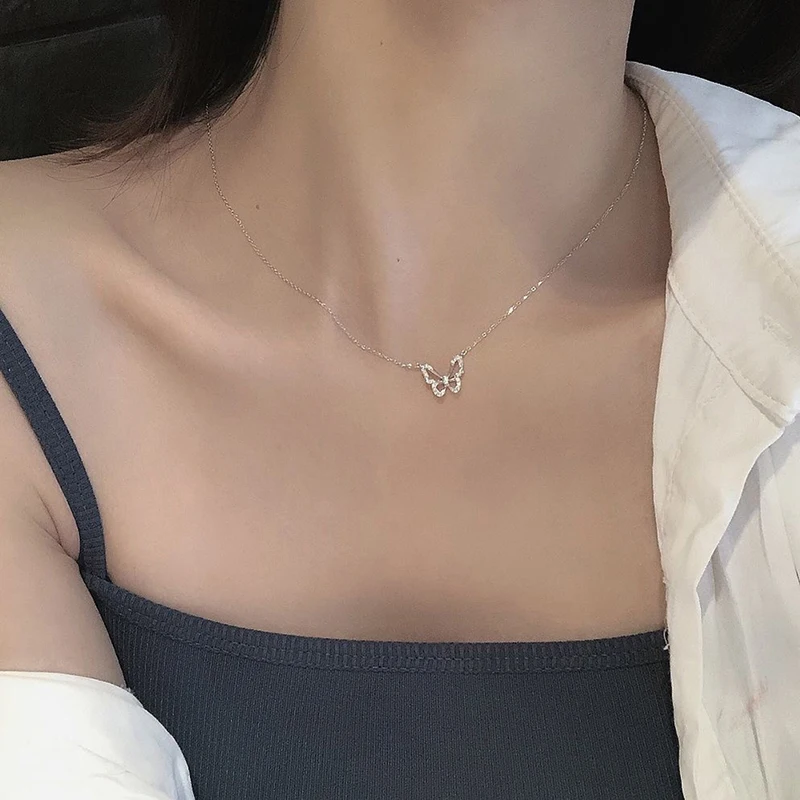 Light Luxury Crystal Leaf Water Drop Pendant Necklace Fashion Clavicle Chain Silver Color Zircon Neck Chain For Girlfriend Gifts