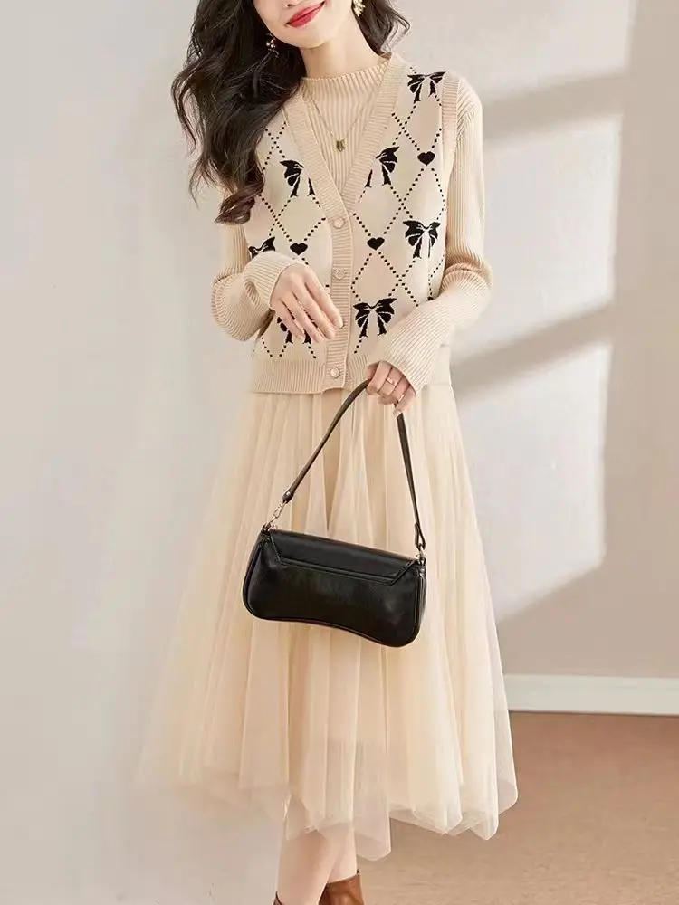 Autumn and Winter Women\'s Set 2023 New Korean Edition High Grade Elegant and Fashionable Knitted Two Piece Set