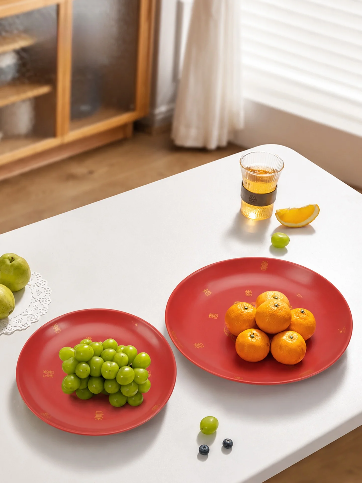 wedding-red-ceramic-dessert-plate-wedding-high-aesthetic-value-candy-tray-chinese-style-round-dry-fruit-serving-bowl