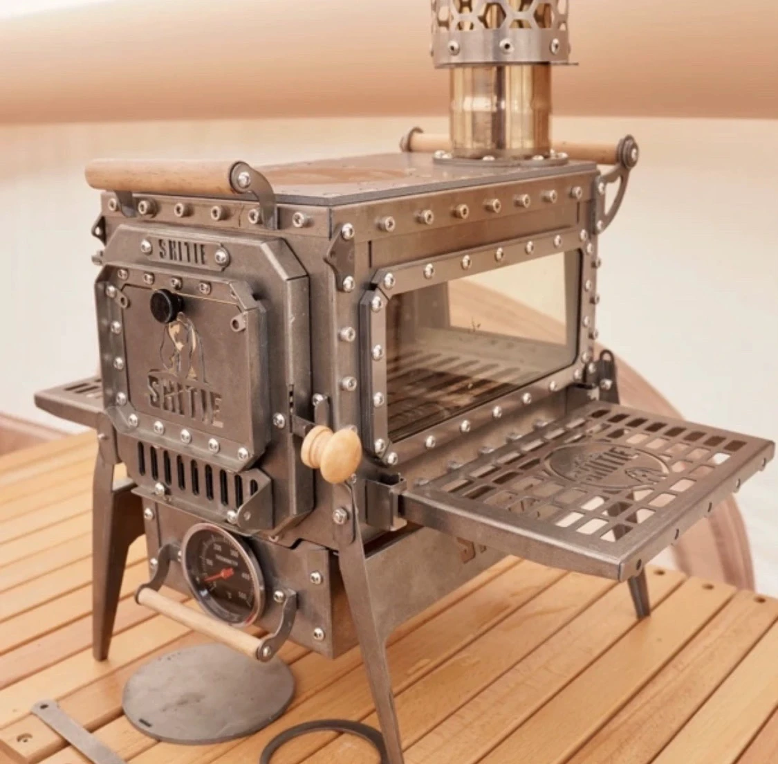

Titanium 6 Titanium Alloy Cam Stove Wood Burning Stove Tea Cooking Stove Portable Outdoor BBQ ill One-Piece Structure