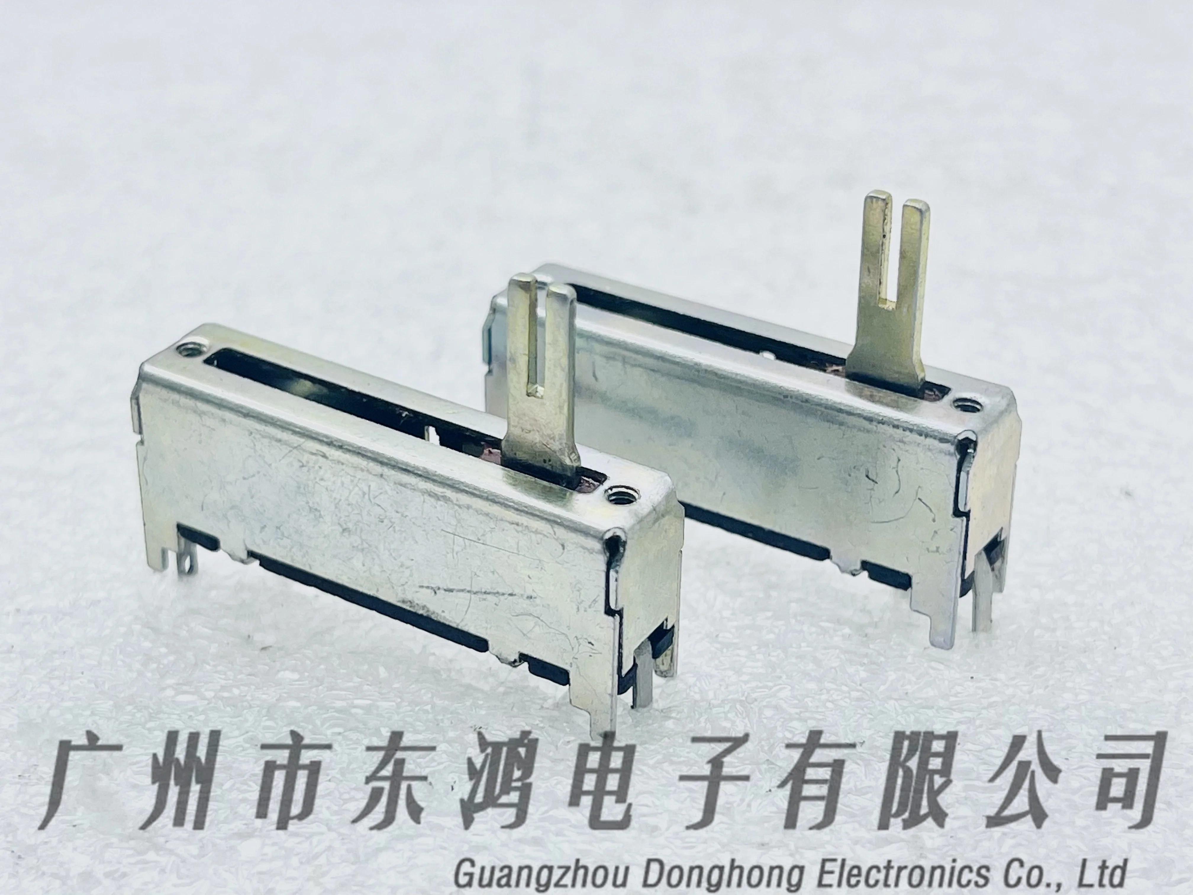1pcs Noble Japan, straight-slide potentiometer 35mm mixer volume adjustment 4 pin length 12mm