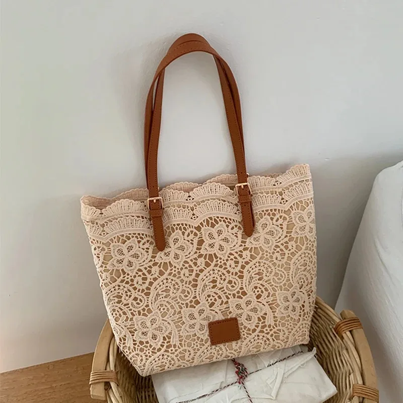 

Lace Tote Bag Women's 2025 New Large Capacity French Fashion Forest Retro Casual Hand-held Shoulder Bag