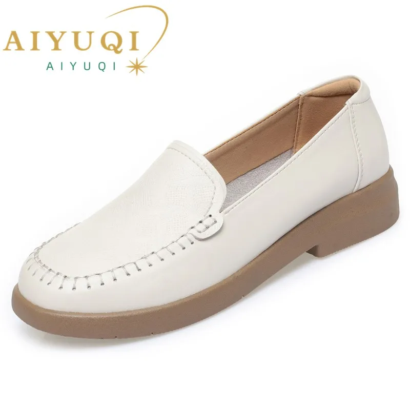 AIYUQI, mocasines para mujer, primavera 2025, nuevos zapatos recortados de cuero genuino para mujer, zapatos informales con punta redonda de talla grande para mamá para mujer