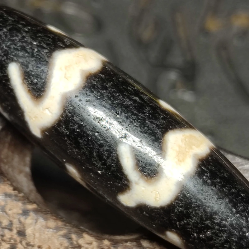Tibetan 5 Bats Totem Black/White Dark Brown/White Weathered Old Agate Dzi Beads for Men&Women Amulet Bracelet Necklace Making