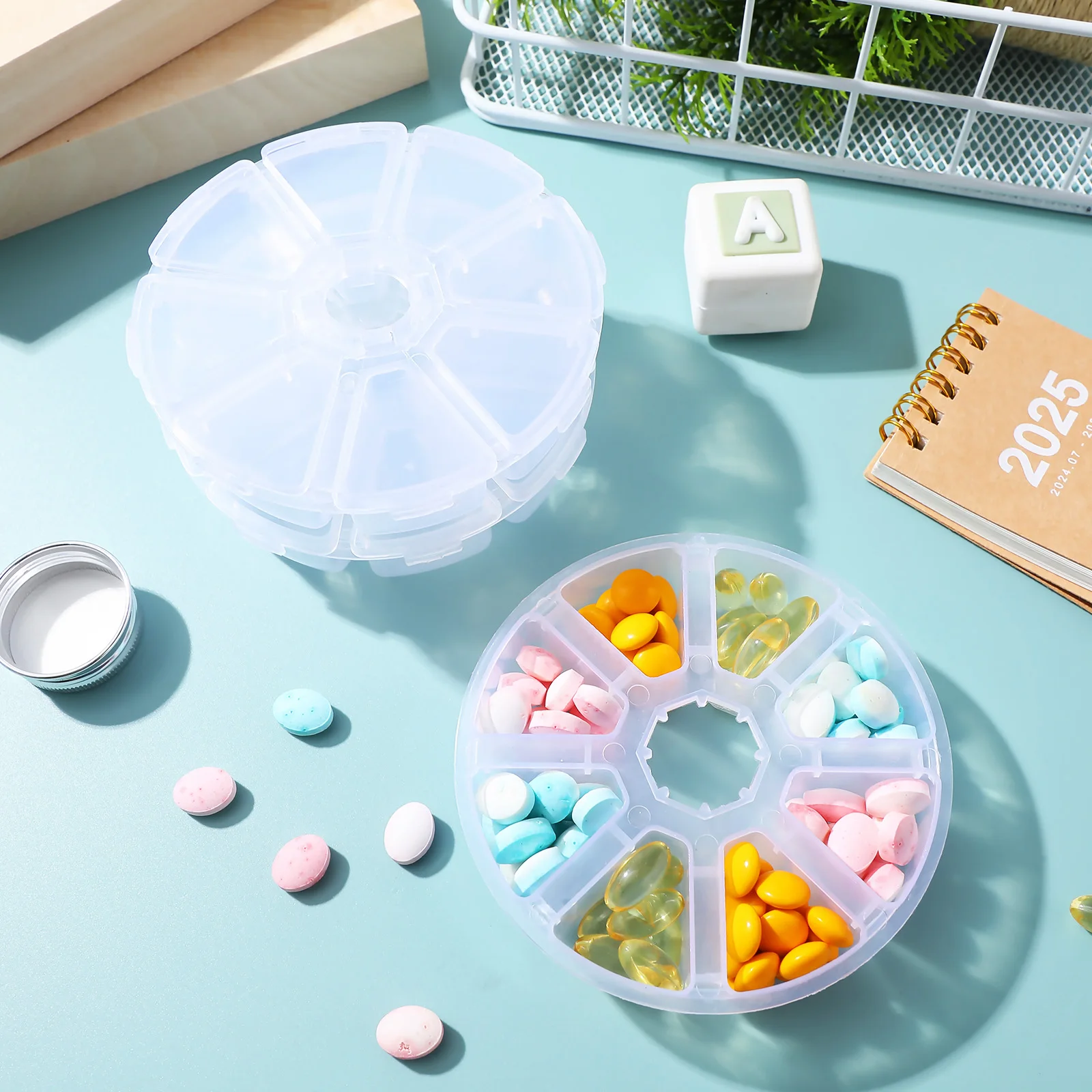

10pcs Round Beaded Storage Box White Desktop Container Nail Supplies Organizer with Dividers Plastic Compartment Box Jewelry