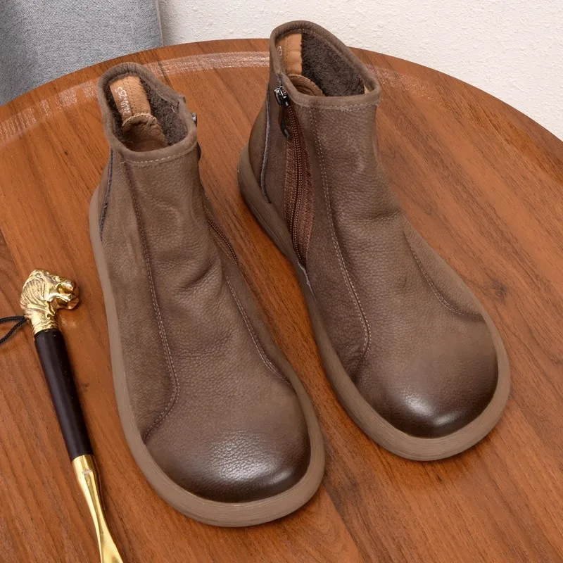 

ZaSran Men's High-Top Casual ort Boots Layered Cowhide Warm Chelsea Boots Zipper Closure Rubber Outsole