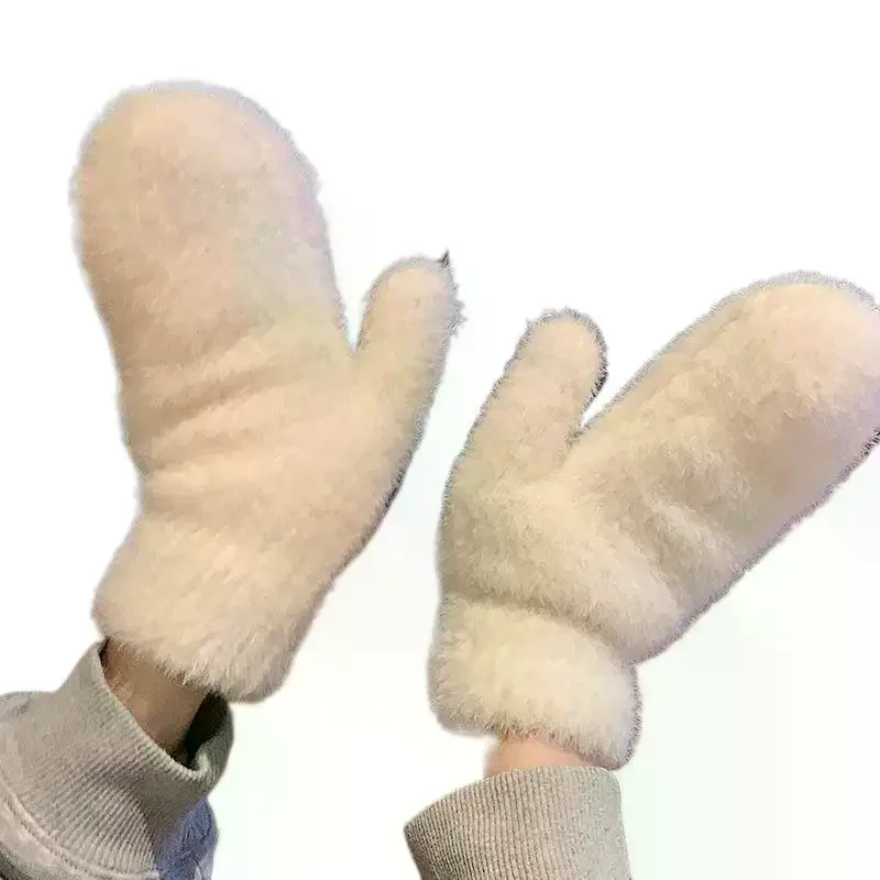 قفازات نسائية شتوية دافئة من القطيفة بلون سادة ناعمة بأصابع كاملة قفازات محبوكة لطيفة للفتيات