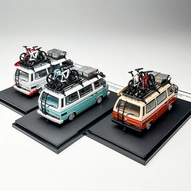 โมเดลรถจำลอง Low-Lowered Stance JDM VW T3 Van Mortal ขนาด 1:64 สีทูโทน ล้อแม็ก BBS พร้อมอุปกรณ์ตกแต่ง ระดับพรีเมียม สำหรับตั้งโชว์