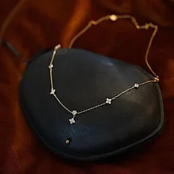 Fashion Original Crystal Flower Pendant Necklace for Women European and American Stainless Steel Personalized Jewelry Necklace