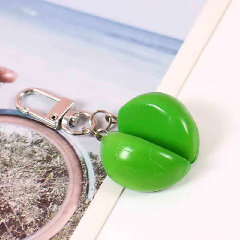 PVC Simulation Garlic Keychain For Airpods Backpack Pendant Car Key Chains Student Couple Bag Charms Jewelry Funny Quirky Gift