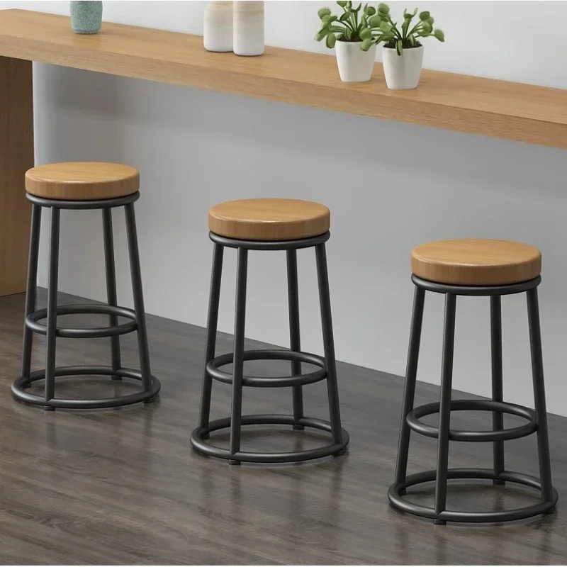 Taburetes de bar con patas altas de hierro retro americano, asientos de madera maciza, asientos de ocio, cafeterías, muebles de restaurante