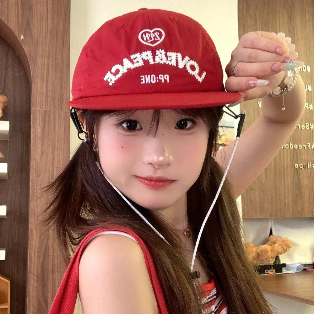 Berretto da baseball con lettera coreana di tendenza Berretto da baseball con coulisse regolabile traspirante Visiere da donna versatili in cotone estivo