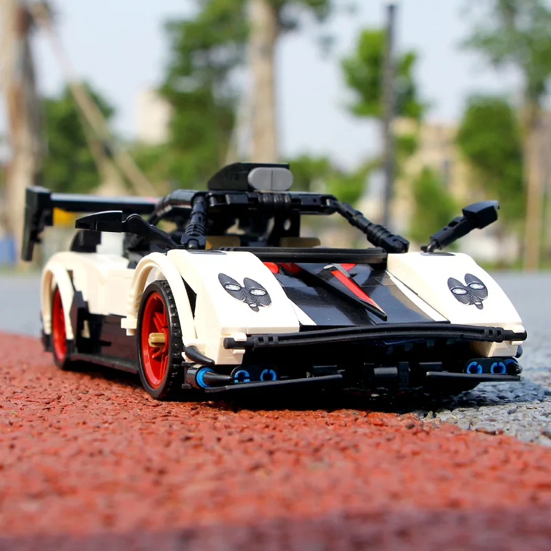 Technical Speed Supercar Building Block Paganis Zondas Super Sport Car Pull Back Vehicle Toy Collection For Boys Gift