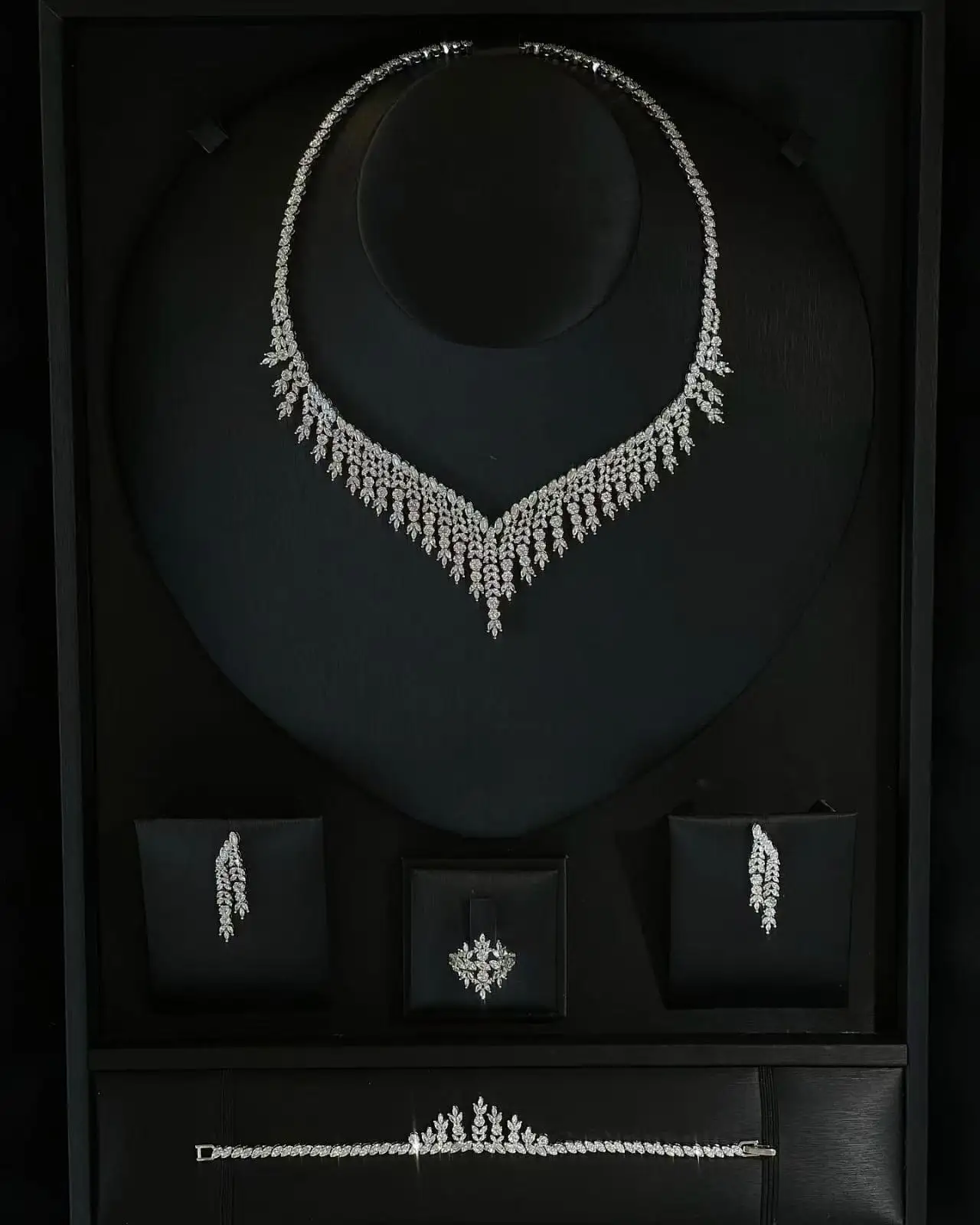 

2024 Новый комплект из 4 предметов в африканском стиле, синий свадебный комплект украшений, новая мода, комплект ожерелья в Дубае, женские аксессуары для свадебной вечеринки