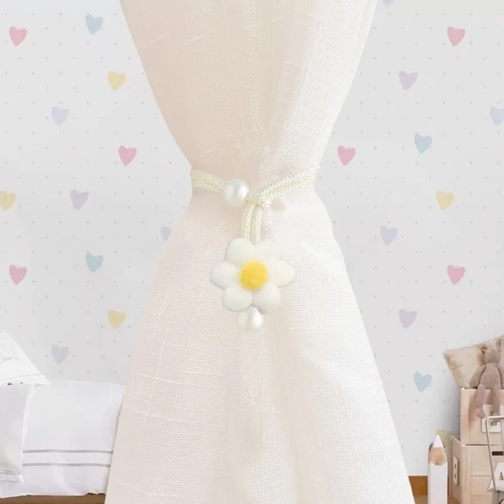 2PCS Drapery Cords Heart-shaped Curtain Tiebacks Plush Romantic Curtain Tie with Beads Curtain Strap