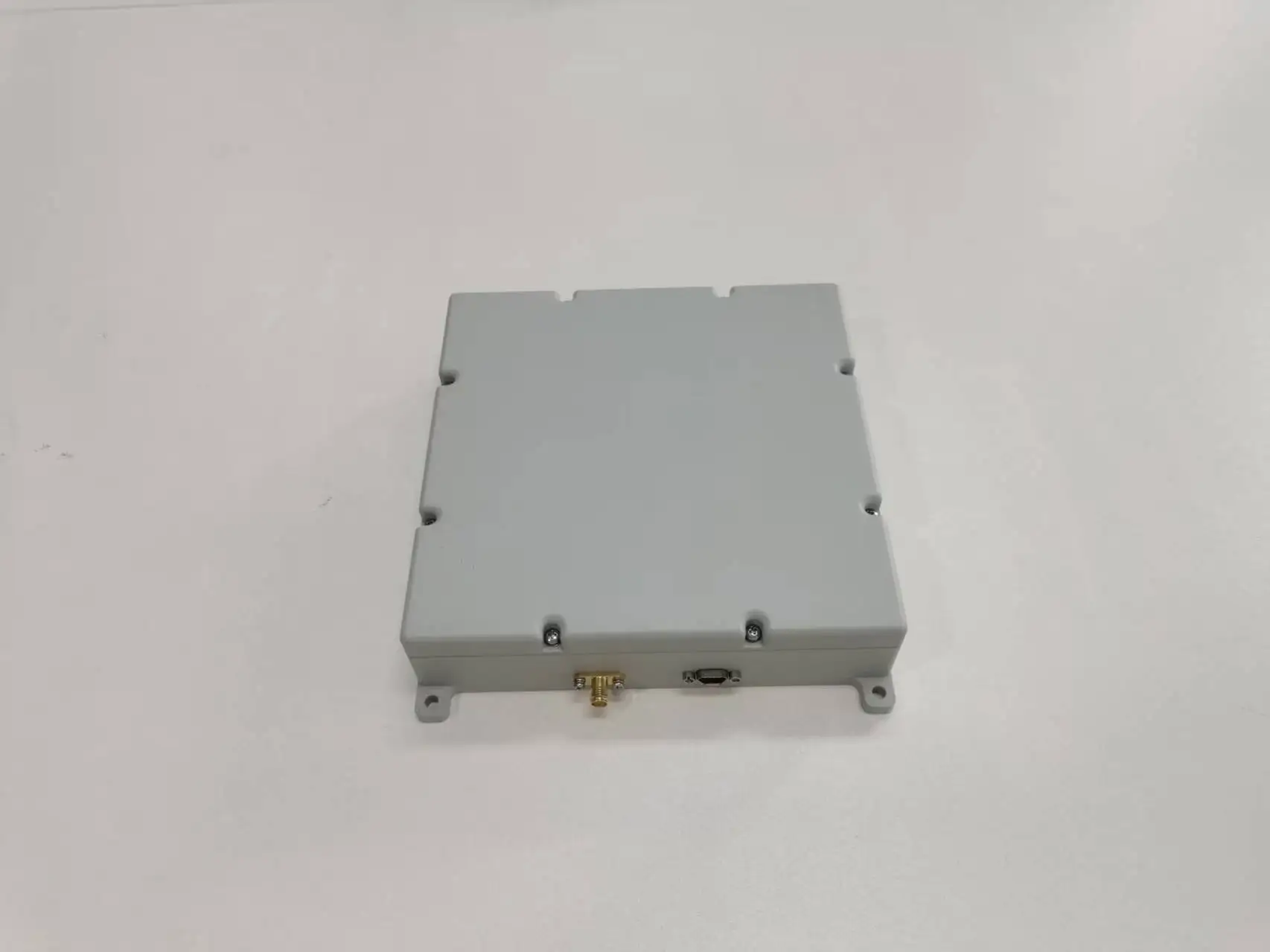 BDXY KXAT150D  /GNSS Antenna Small Size 8-Channel B1L1E1G1 Frequency Points Aluminum/Magnesium Alloy Construction J30j