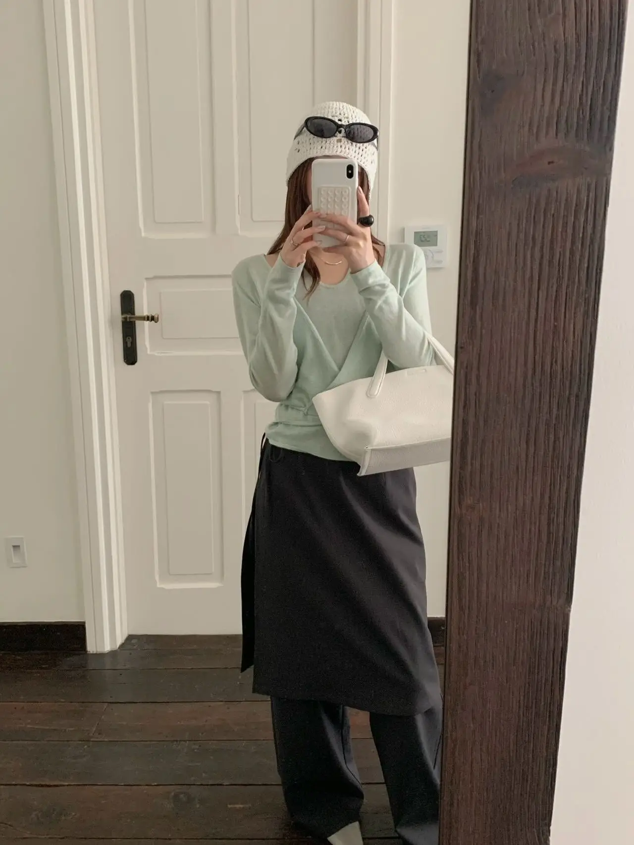 

Женский вязаный свитер Lilian TE Soft Style с длинными рукавами, имитация двухслойности, с перекрестным воротником и узлом, весенняя мода