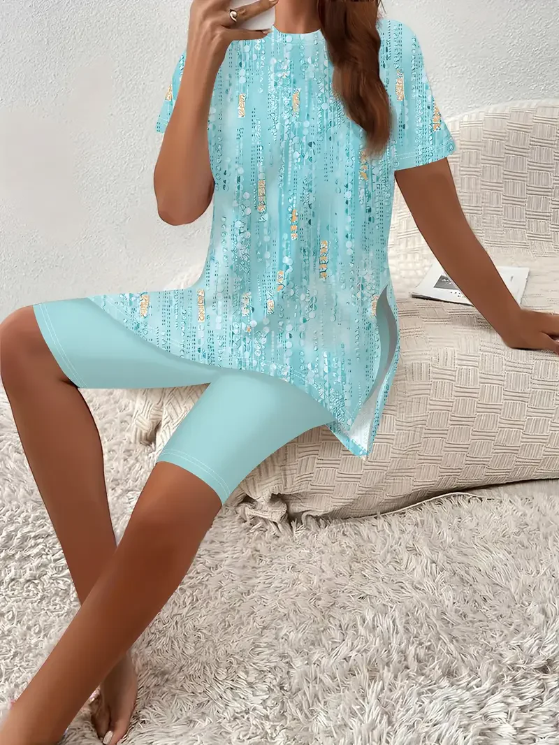 

Elegant and Fashionable Casual Two-Piece Set, Geometric Pattern, Slit Short-Sleeve T-Shirt and Tight Shorts, Women's Outfit