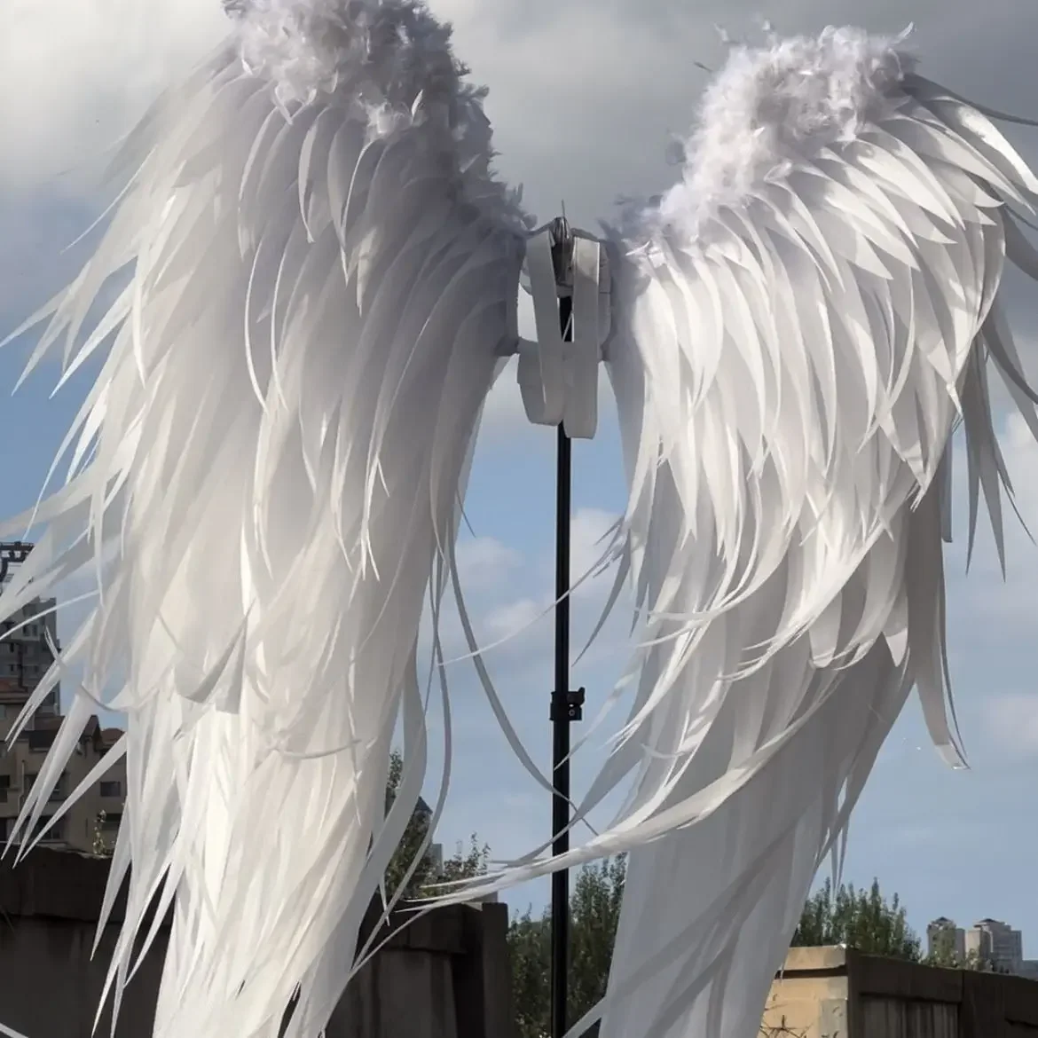 ใหม่ผู้ใหญ่สีขาวปีกขนนกฮาโลวีนรุ่น Catwalk เครื่องแต่งกาย Super Wings Nightclub Performance Props