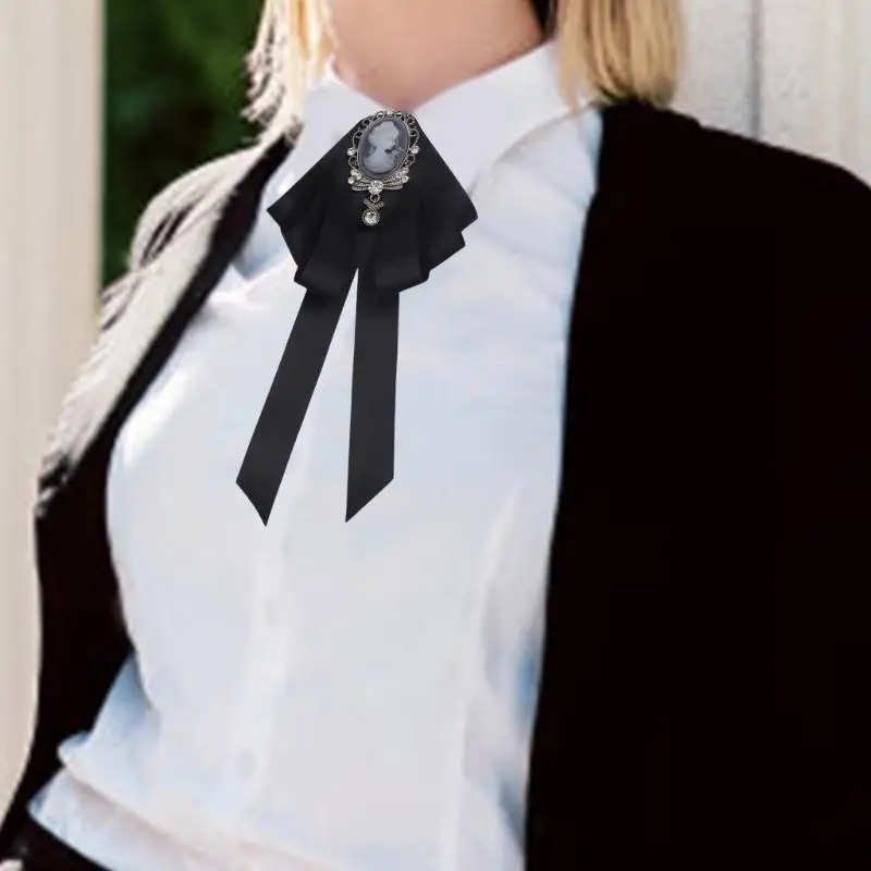

652F Artificial Brooch Rhinestones Bowknot Pin Vintages Luxurious Brooch for Wedding Party Ceremony