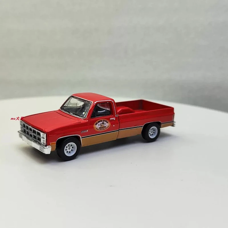 

Модель автомобиля Greenlight 1:64, GMC Sierra Grande 2500 1982 года, из сплава, статическая, для коллекции, декоративный подарок на праздник