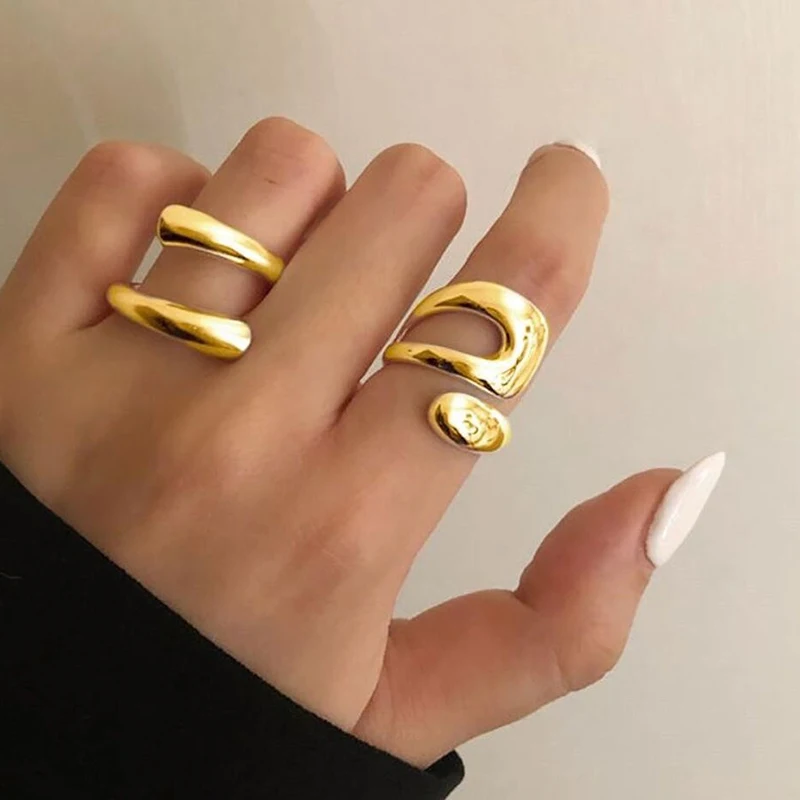 2Pcs Stainless Steel Geometric Hollow Layered Wide Ring Metal Texture Waterproof Daily Simple Stylish Golden Jewelry for Women