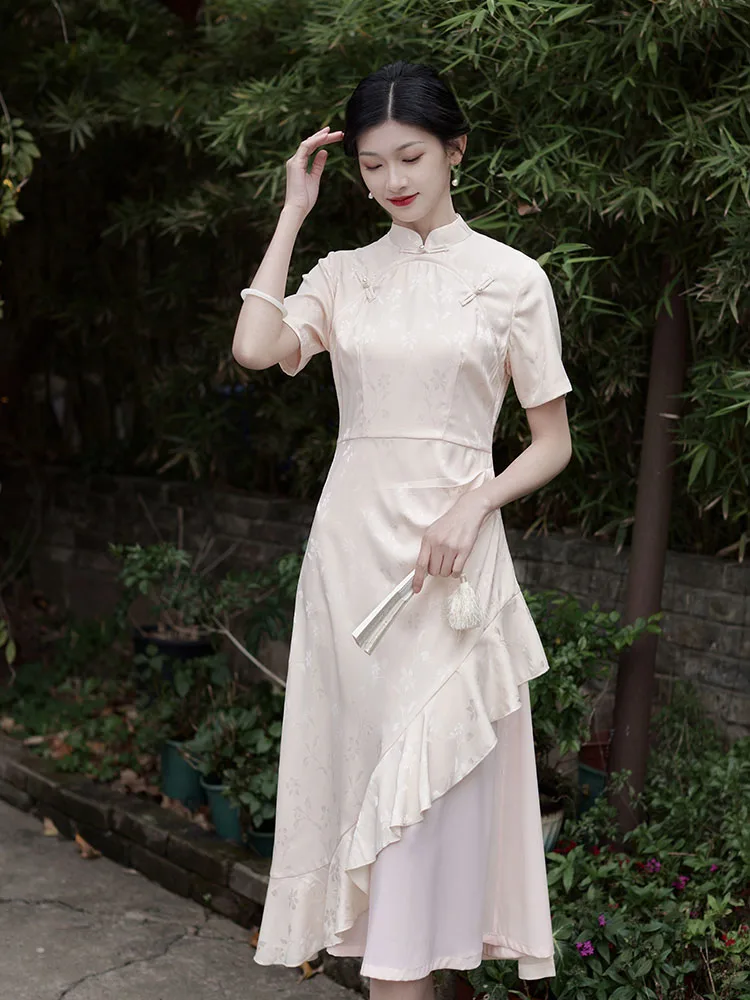 

Ele ort-Sved Dr in Apricot Color with Double Lapels And Asymmetrical Skirt for Women in Their 20s And 30s