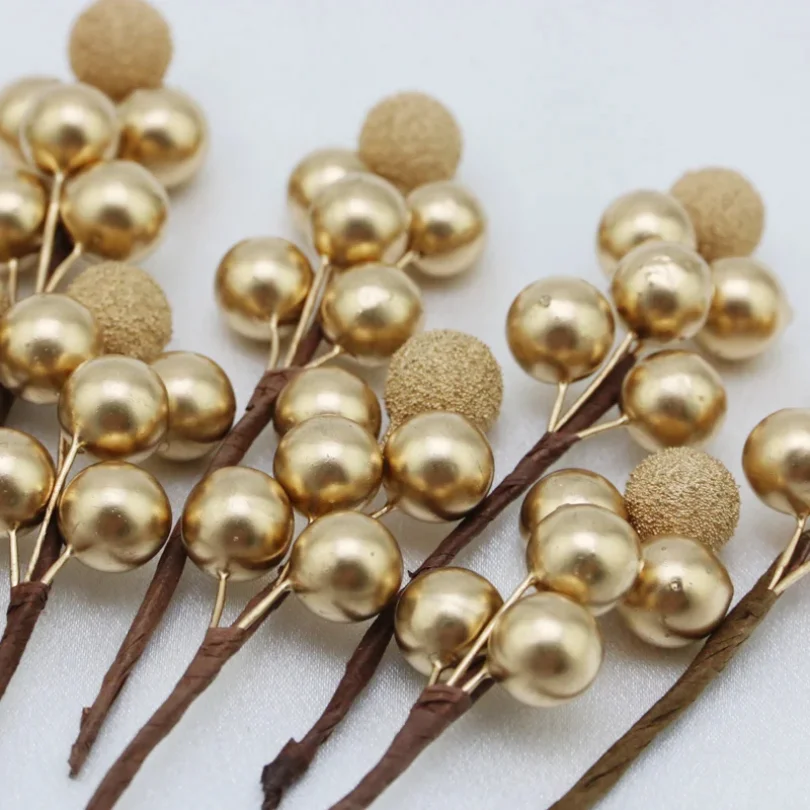 

(10 Pcs/pack) 10cm Christmas Tree Berry Decoration Simulation Yangmei Golden Berry Bouquet False Plant Wreath Home Decoration