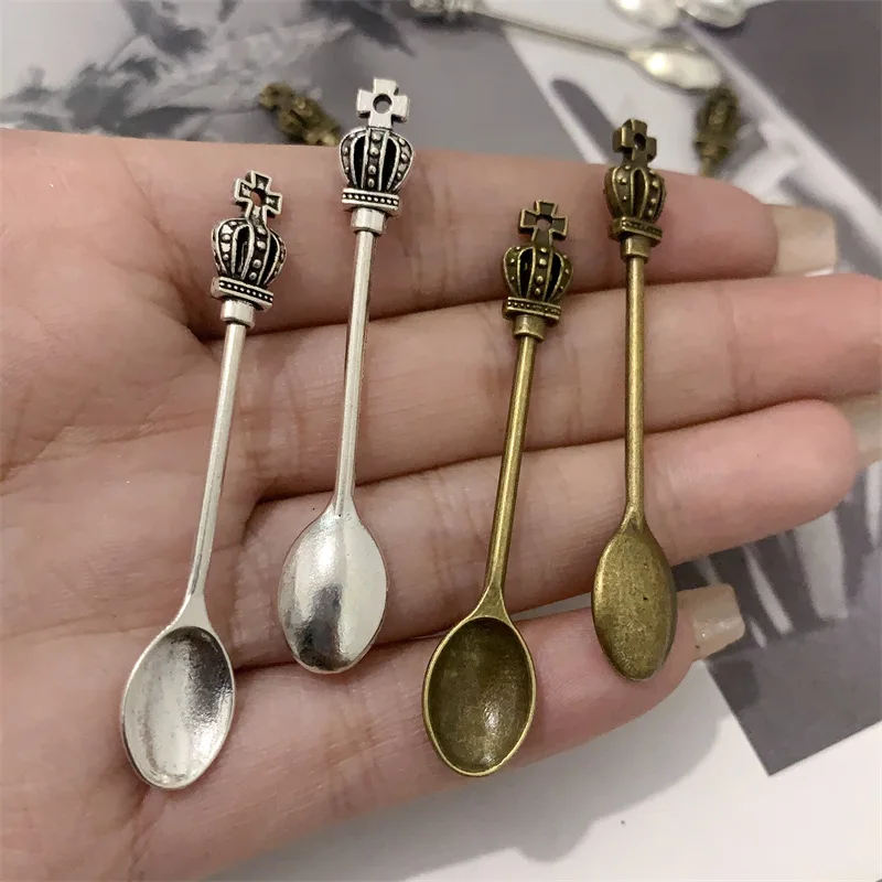 10Pcs Mini Crowns Spoon Mini Teaspoon Pendant Cosplay Gifts DIY Handmade Toys