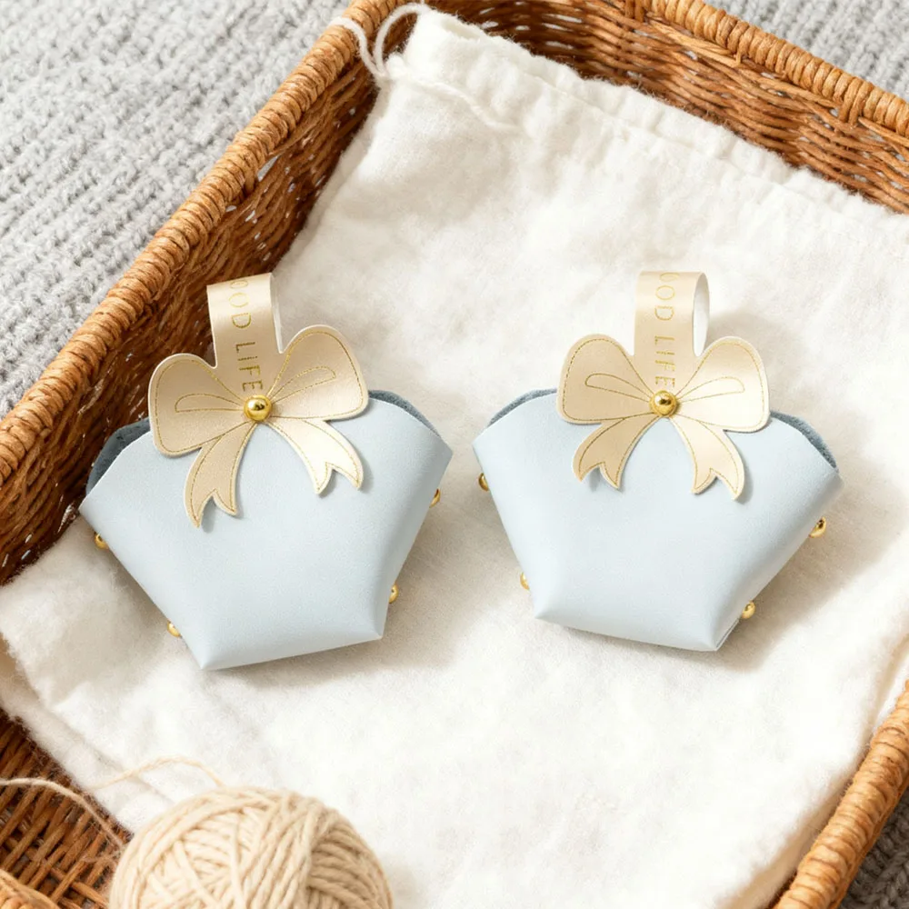 

Blue Leather Jewelry Velvet Bag Cotton Handbag Wedding Favors for Guest Portable Candy Packaging Mini Basket Box With Bowknot