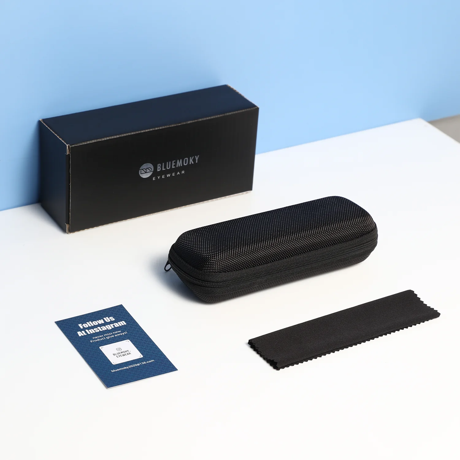 ¥1 رسوم إضافية أو تعويض النفقات الأخرى