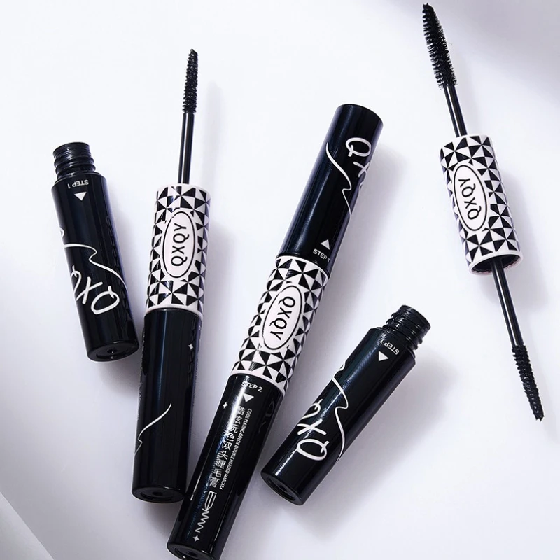 ماسكارا سوداء مزدوجة الأطراف سماكة إطالة الشباك بشكل طبيعي نحيلة طويلة الأمد إعداد ماسكارا ألياف سائلة مقاومة للماء